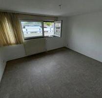 Nette 1-Zimmer-Wohnung DIREKT AN DER NIDDA [HMR-O08E11] - Frankfurt am Main Nied