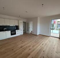 Schöne 2-Zimmer-Wohnung mit Einbauküche in Zentrum von Deggendorf