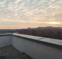 Nachmieter 55+ f. moderne Wohnung in Hellersdorf mit Dachterrasse - Berlin Marzahn-Hellersdorf