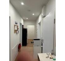 Schicke 4 Raumwohnung im 1. OG, Bad neu, FuboHz - Glauchau