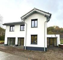 Erstbezug! Vollumfänglich renoviertes Einfamilienhaus in idyllischer Lage - Dillenburg Niederscheld