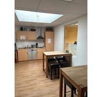 Büro- Praxis Räume - 825,00 EUR Kaltmiete, ca.  6,50 m² in Soest (PLZ: 59494)