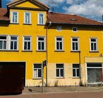 Mehrfamilienhaus Arnstadt - 280.000,00 EUR Kaufpreis, ca.  400,00 m² in Arnstadt (PLZ: 99310)