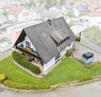 Sinzheim: Attraktive, große Maisonette-Wohnung - ohne Makler