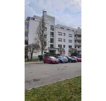 4,5 Zimmer - 1.690,00 EUR Kaltmiete, ca.  104,00 m² in Landshut (PLZ: 84034) Landshut-West