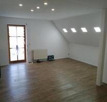 Schöne helle 2 Zimmer - Wohnung, frisch renoviert - Rauhenebrach