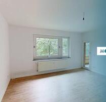 ++ Charmante 4-Zimmer-Wohnung mit TAGESLICHTBAD, EINBAUKÜCHE & BALKON ++ - Rendsburg