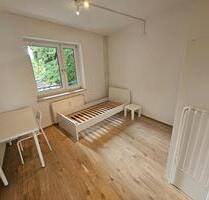 Möbliertes WG Zimmer in bester Essener Lage, in der Nähe der Innenstadt