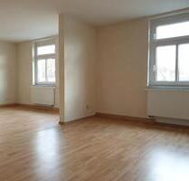 60 m² große 2 RW im 2.OG mit Balkon, Kamin und Eckbadewanne - Gera