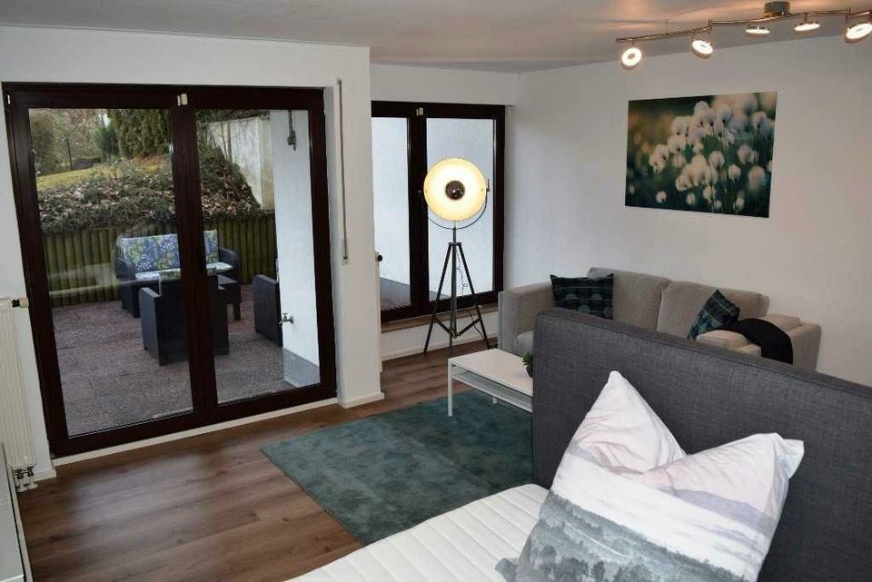 Moderne möblierte Wohnung mit Garten und EBK in Filderstadt - Ostfildern