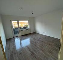 2,5-Zimmer-Wohnung, Balkon & Einbauküche in Duisburg-Beeck