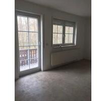 Freundliche 2-Zimmer-Wohnung mit Balkon in Schleusingen