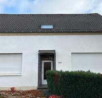 Geräumige 3-Zimmer-Wohnung mit Garten und Garage in Kleve