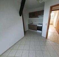 2 Raum Wohnung in Aschersleben - 450,00 EUR Kaltmiete, ca.  61,00 m² in Aschersleben (PLZ: 06449)
