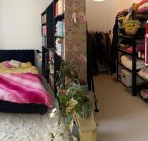 Zwischenmiete in charmanter Altbauwohnung in Bielefeld-Mitte – ab