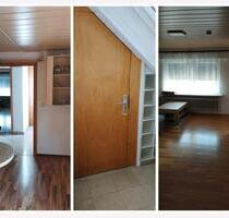 2 ZKB Dachgeschoss Heusweiler - 450,00 EUR Kaltmiete, in Heusweiler (PLZ: 66265)