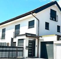 Neuwertiges Haus 2022! Wärmepumpe! Photovoltaik! Energie A+! - Dannstadt-Schauernheim