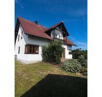 Vollmöblierte Wohnung im Hanghaus mit Garten & Terrasse - Elsendorf