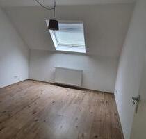 50 qm Wohnung - 500,00 EUR Kaltmiete, ca.  50,00 m² in Solingen (PLZ: 42655) Mitte