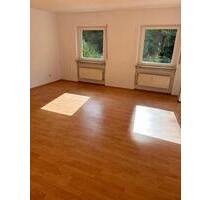 ab sofort schöne 3 Zimmer Wohnung mit Loggia in Alt-Saarbrücken - Kleinblittersdorf