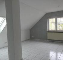 Attraktive 3-Zimmer-Wohnung im 2-Familienhaus - mitten in Somborn - Freigericht