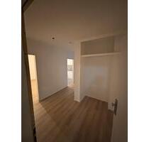 Attraktive 3-Zimmer-Wohnung nach Sanierung - Hamm (Sieg)