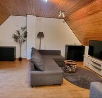 Möblierte Maisonettenwohnung mit Klimaanlage - Duisburg Huckingen