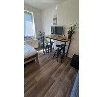 All inclusive! Möbeliertes Studio in 23558 zentral - Lübeck Sankt Lorenz Nord