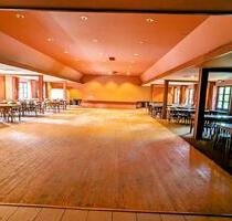 290 m² - Großer heller Saal als Lager mit sep. Zugang + Büro zu vermieten - Bremervörde