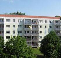Ruhiges Wohnen- Wanne- Balkon- Stellplatz- Moritzwiesen 19 - Naumburg (Saale)