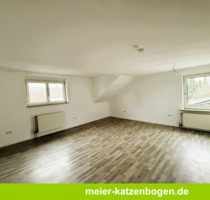 2-Zimmer-Dachgeschosswohnung mit Küche in Ingolstadt