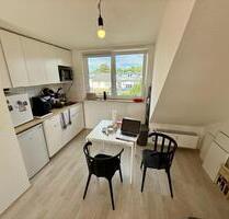 Helle möblierte Wohnung - 730,00 EUR Kaltmiete, ca.  35,00 m² in Köln (PLZ: 51069) Mülheim