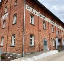 Neuwertige, barrierefreie 2-Zi-Wohnung mit Balkon, EBK, Fahrstuhl, Parkett in Quedlinburg