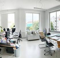 Sonniger Arbeitsplatz in Bürogemeinschaft - Berlin Mitte