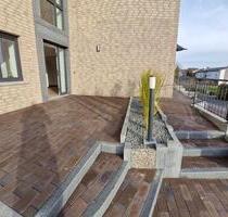 moderene 5 Zimmer Wohnung, EG, Erstbezug, 2Terrassen - Alsfeld