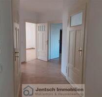 gemütliche 4-Zi-Wohnung mit Balkon in Stadtlage Merseburgs zu vermieten