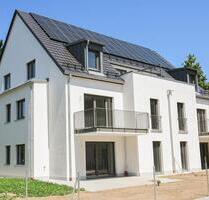 Moderne 3-Zimmer-Neubauwohnung mit Balkon, gehobener Ausstattung, Lift und zwei Tiefgaragenplätzen - Moosburg an der Isar