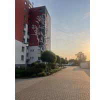 Helle 3-Zimmer-EG-Wohnung mit Balkon, Aufzug & Grünfläche – zentr - Nienburg (Weser)