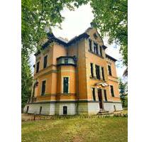 Stilvoll Wohnen in beeindruckender Villa mit EBK und SP - Pößneck