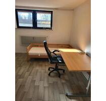 Separate Single Room with kitchen - Regensburg Galgenberg