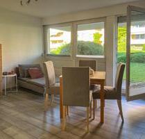 Moderne möblierte 1-Zimmerwohnung mit Terrasse und Tiefgaragenstellplatz - Ludwigsburg Hoheneck