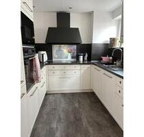 EG Wohnung mit Garten,Pool,Garage +separate Einliegerwohnung - Grevenbroich Hemmerden