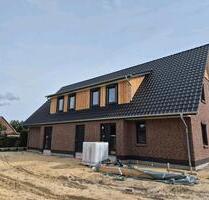 Moderne energieeffiziente Doppelhaushälfte mit Gartenanteil - Hambergen