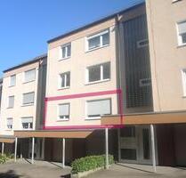 Generationenwechsel - 4-Zimmerwohnung mit Balkon und Garage - Nürtingen