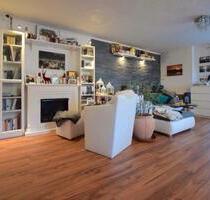 Attraktive 3 Zimmer-Wohnung mit großzügiger Terrasse & TG - Remshalden