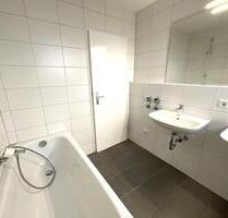 3-Zimmer-Wohnung mit Balkon, Lift und TG-Stellplatz - Nürnberg Altenfurt