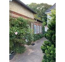 1 Zimmer Gartenhaus in bester Lage Kiel Niemannsweg