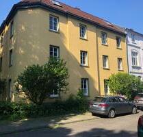 Schöne 3-Zimmer-Wohnung mit Garten und Werkraum - Krefeld Benrad