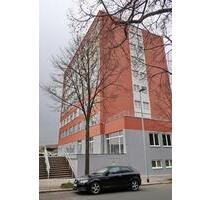 Tolle Aussicht, helle 3 Zi- Wohnung nähe Zentrum Einkommensstufe 1 - Hof Altstadt