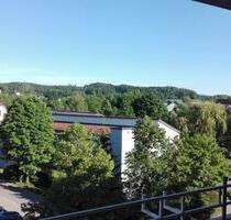 Schöne zentrale 3,5-Zimmer-Wohnung mit Balkon und EBK in Tettnang
